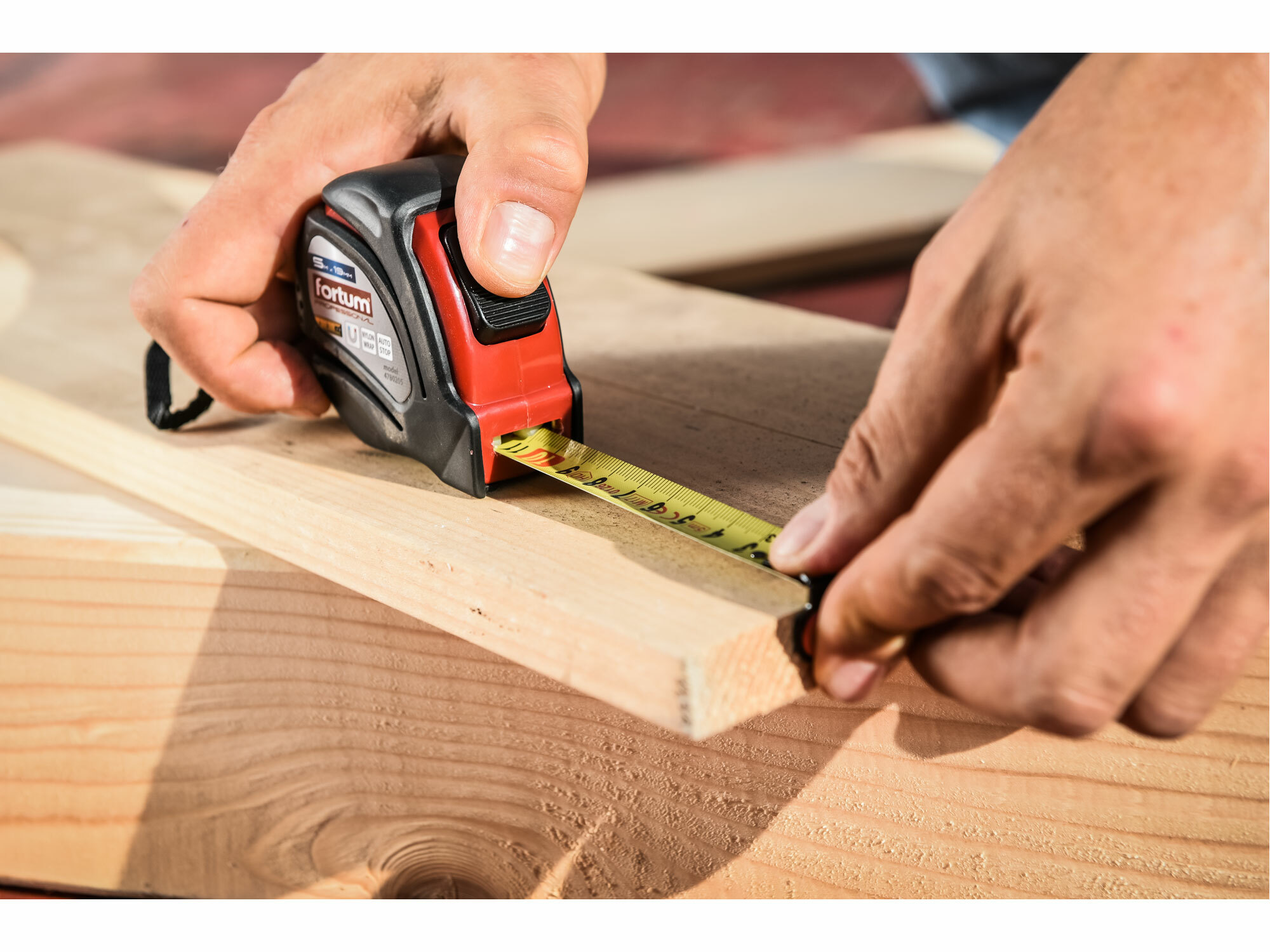 Meter zvinovací pogumovaný s magnetom, 5m/19mm, autostop, nylónová ochrana